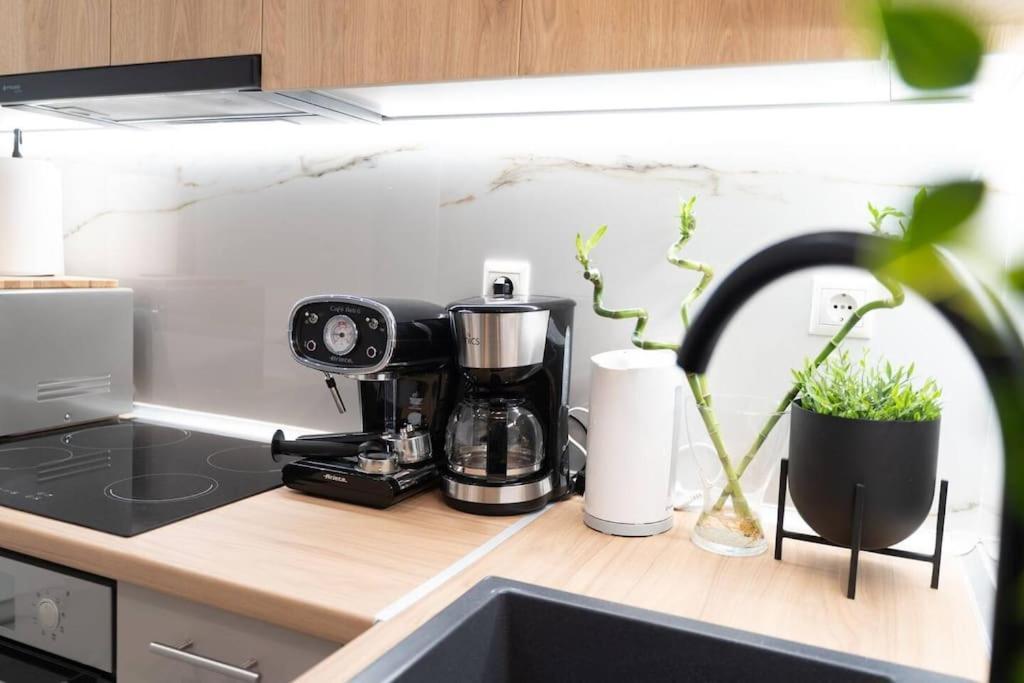 Piraeus Cozy Apartment For 4 Persons Bagian luar foto